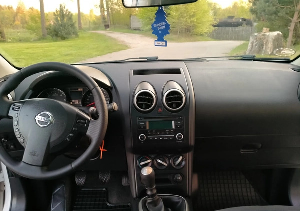 Nissan Qashqai+2 cena 34900 przebieg: 151100, rok produkcji 2013 z Suchedniów małe 121